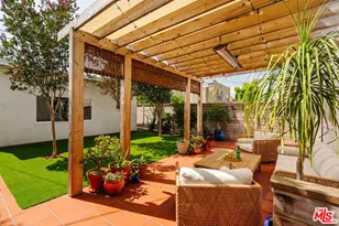 3773 S St Andrews Pl, Los Angeles, CA 90018 - Photo 28
