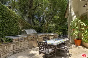 15938 Valley Vista Blvd, Encino, CA 91436 - Photo 46