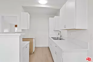609 W E St, Wilmington, CA 90744 - Photo 18