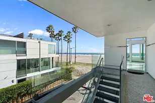 2419 Ocean Front Walk, Venice, CA 90291 - Photo 16
