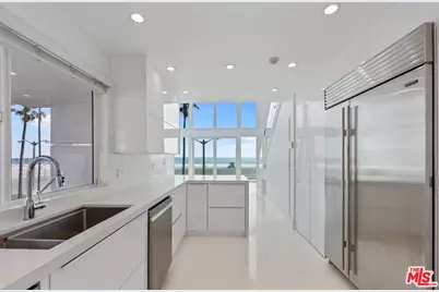 2419 Ocean Front Walk, Venice, CA 90291 - Photo 6