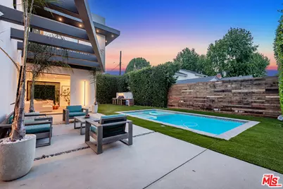 7303 W 89th St, Los Angeles, CA 90045 - Photo 28