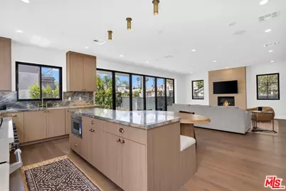 8671 Clifton Way, Beverly Hills, CA 90211 - Photo 20