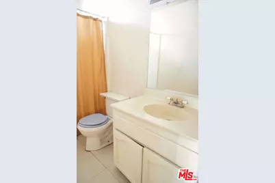 732 N Figueroa St, Santa Ana, CA 92703 - Photo 14