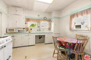1621 5th Ave, Los Angeles, CA 90019 - Photo 16