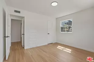 7960 Aldea Ave, Lake Balboa, CA 91406 - Photo 4