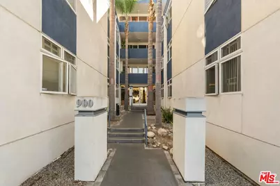 900 Euclid St #111, Santa Monica, CA 90403 - Photo 36