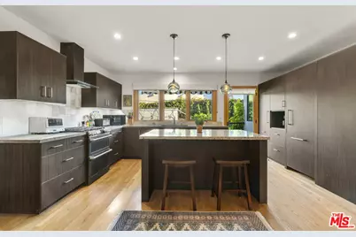 8980 Lloyd Pl, West Hollywood, CA 90069 - Photo 12