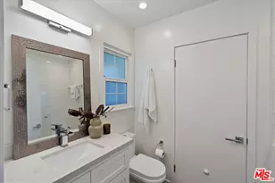 7667 Chisholm Ave, Van Nuys, CA 91406 - Photo 20