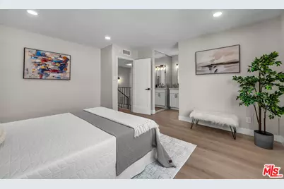 11645 Acama St #7, Studio City, CA 91604 - Photo 24
