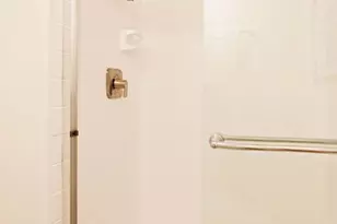 2700 Cahuenga Blvd, Los Angeles, CA 90068 - Photo 24