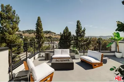 3868 N Riley Ln, Los Angeles, CA 90065 - Photo 18