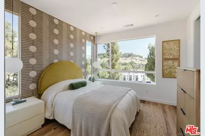 3868 N Riley Ln, Los Angeles, CA 90065 - Photo 10