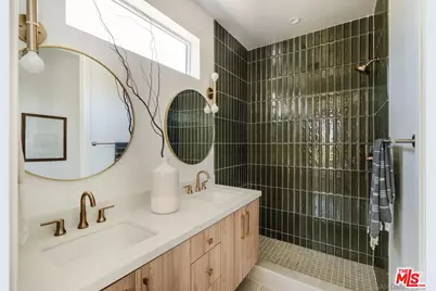 3868 N Riley Ln, Los Angeles, CA 90065 - Photo 16