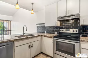 2527 N Whitewater Club Dr, Palm Springs, CA 92262 - Photo 18