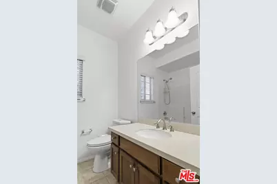 14502 Vesta Ct, Panorama City, CA 91402 - Photo 26