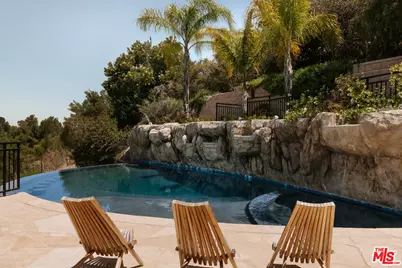 24410 Mulholland Hwy, Calabasas, CA 91302 - Photo 22