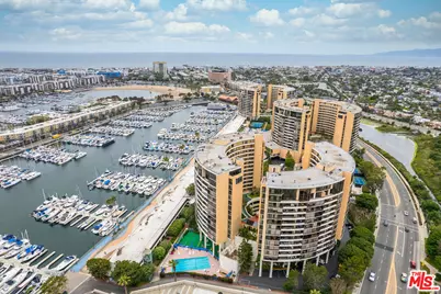 4314 Marina City Dr #1118, Marina del Rey, CA 90292 - Photo 4
