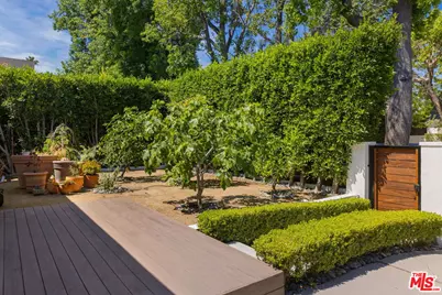 4426 Irvine Ave, Studio City, CA 91602 - Photo 4