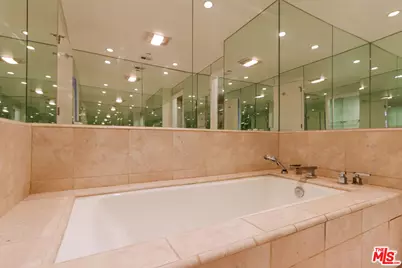 200 N Swall Dr #462, Beverly Hills, CA 90211 - Photo 12