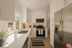 130 E Gainsborough Rd, Thousand Oaks, CA 91360 - Photo 10