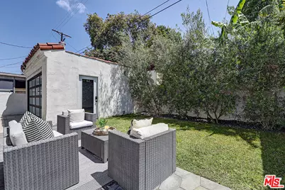 1260 W 81st St, Los Angeles, CA 90044 - Photo 26