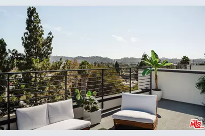 3862 N Emery Ln, Los Angeles, CA 90065 - Photo 46
