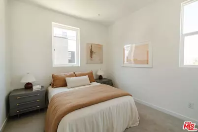 3852 N Emery Ln, Los Angeles, CA 90065 - Photo 16