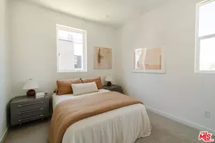 3852 N Emery Ln, Los Angeles, CA 90065 - Photo 16