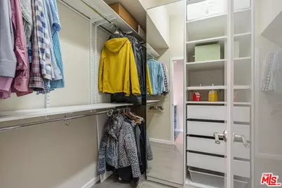 10501 Wilshire Blvd #1902, Los Angeles, CA 90024 - Photo 10