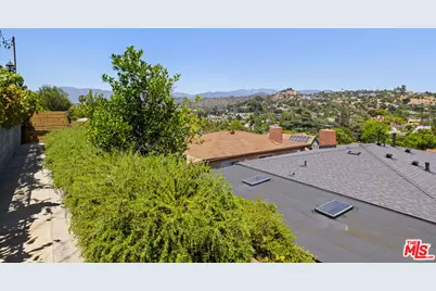 4445 Caledonia Way, Los Angeles, CA 90065 - Photo 18