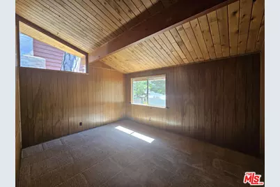 845 Moreno Ln, Sugarloaf, CA 92386 - Photo 14