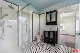 1810 Westmoreland Blvd, Los Angeles, CA 90006 - Photo 26