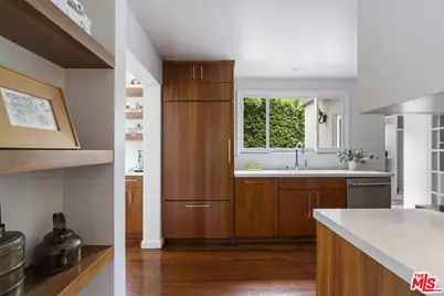 808 S Cloverdale Ave, Los Angeles, CA 90036 - Photo 14