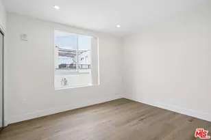11042 La Maida St, North Hollywood, CA 91601 - Photo 16