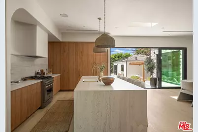 6342 W 77th St, Los Angeles, CA 90045 - Photo 22