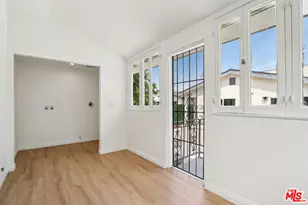 227 W 41st St, Los Angeles, CA 90037 - Photo 14