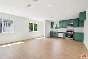 227 W 41st St, Los Angeles, CA 90037 - Photo 28