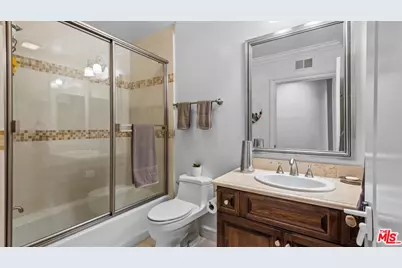 11582 Moorpark St #104, Studio City, CA 91602 - Photo 18