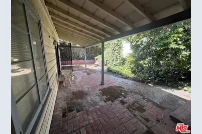 10862 Fruitland Dr, Studio City, CA 91604 - Photo 16