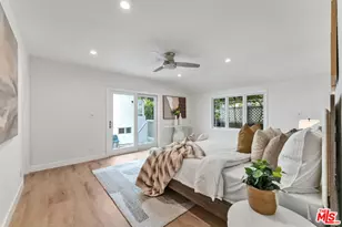 256 N Doheny Dr, Beverly Hills, CA 90211 - Photo 12