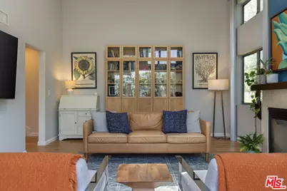 5936 Barton Ave, Los Angeles, CA 90038 - Photo 14
