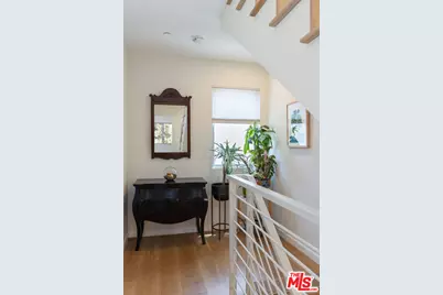 5936 Barton Ave, Los Angeles, CA 90038 - Photo 10