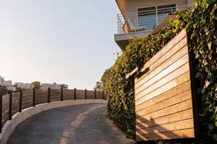 8555 Hollywood Blvd, Los Angeles, CA 90069 - Photo 2