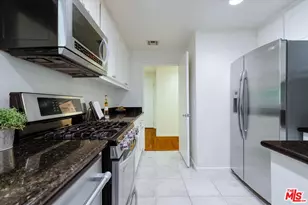 1401 S Bentley Ave, Los Angeles, CA 90025 - Photo 6