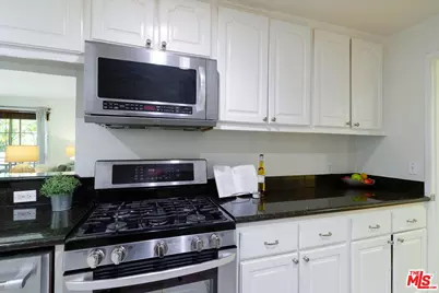 1401 S Bentley Ave #202, Los Angeles, CA 90025 - Photo 10