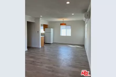 2037 S Burnside Ave, Los Angeles, CA 90016 - Photo 12