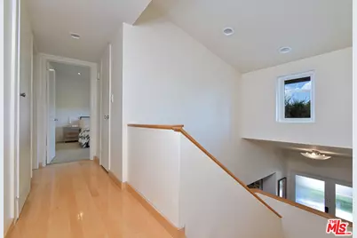 6041 Ellenview Ave, Woodland Hills, CA 91367 - Photo 38