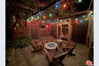 1215 Cabrillo Ave, Venice, CA 90291 - Photo 36