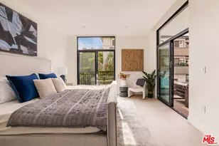 425 N Palm Dr, Beverly Hills, CA 90210 - Photo 28